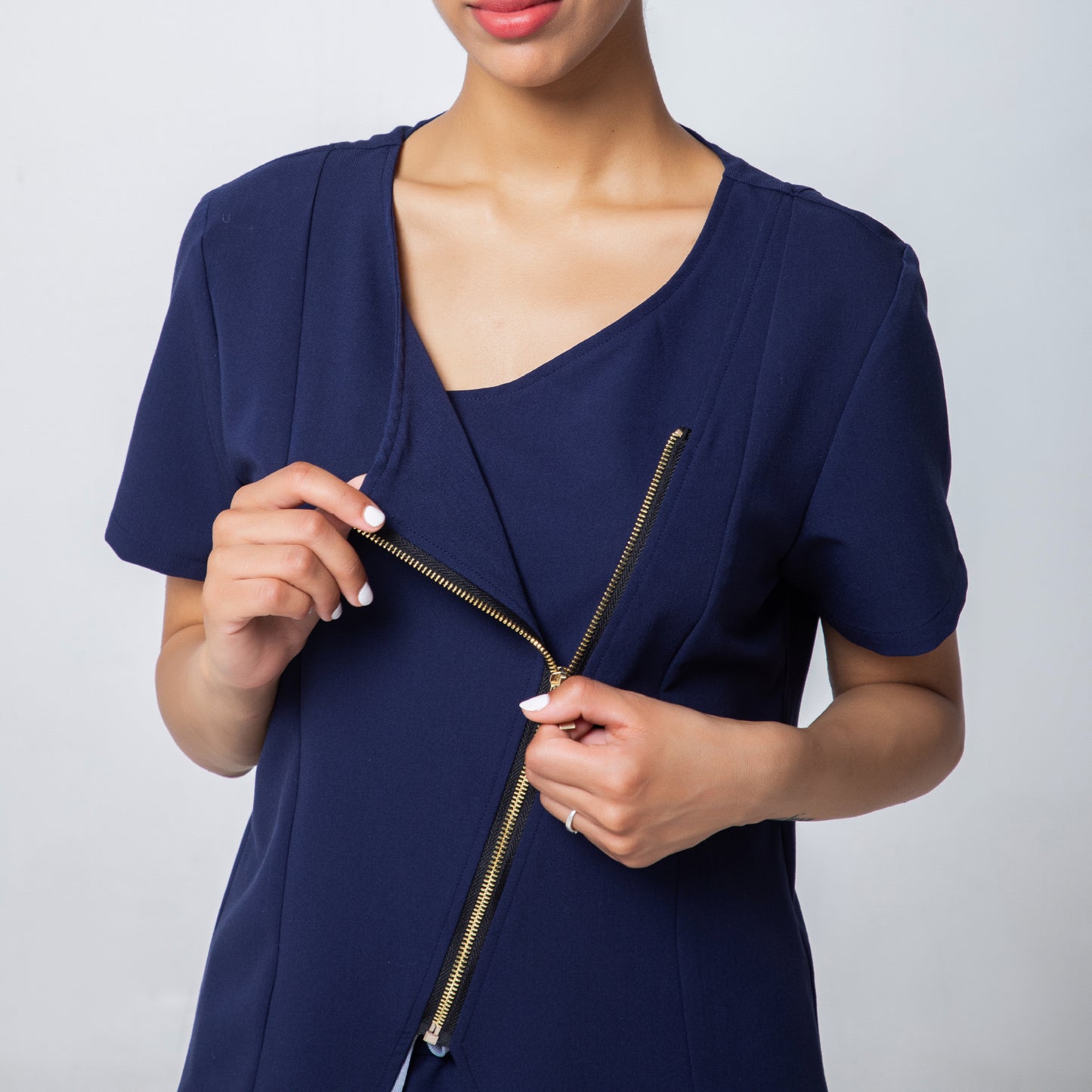 YUHON Female Scrubs Set In Stock (FT027 + FP015)