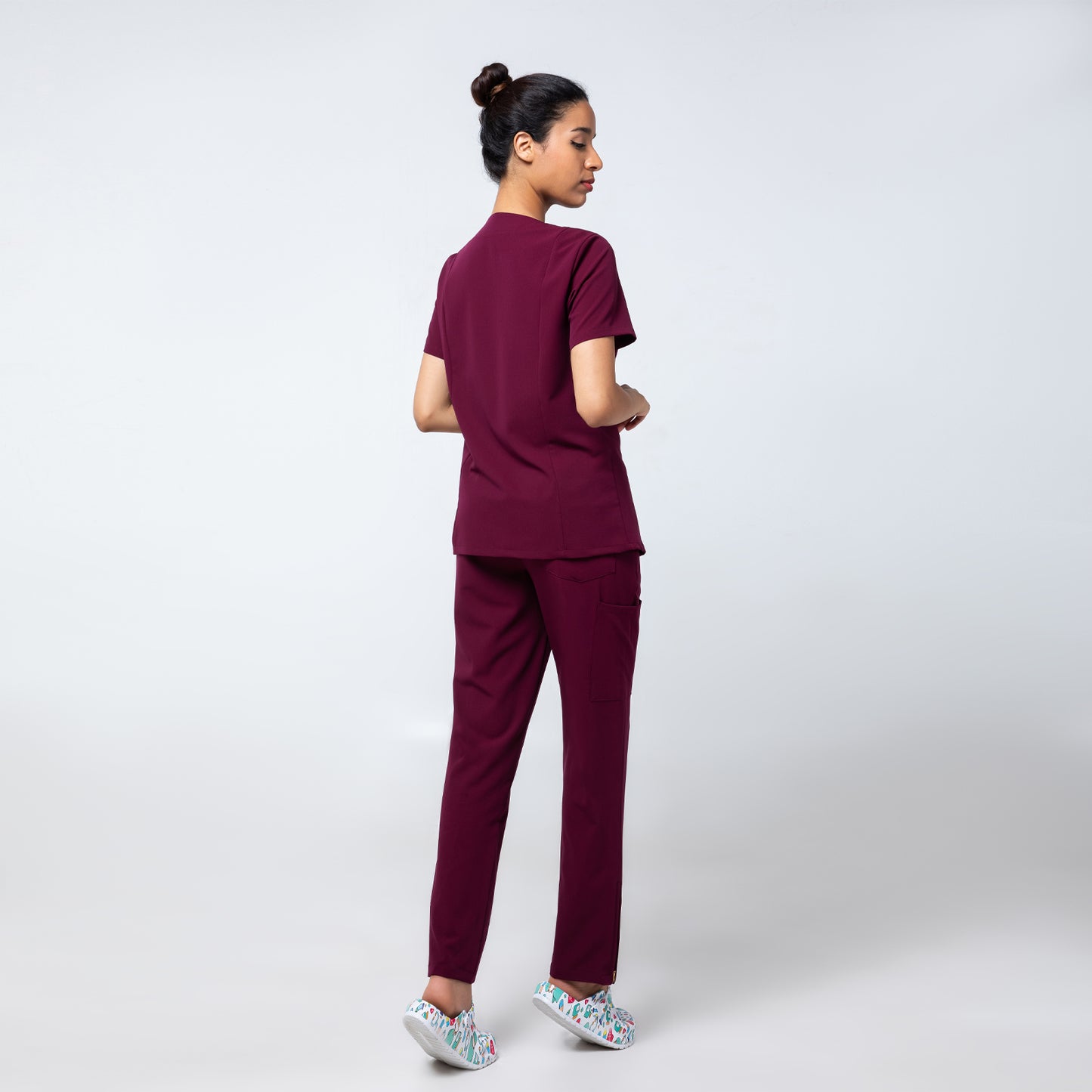 YUHON Female Scrubs Set In Stock (FT027 + FP015)