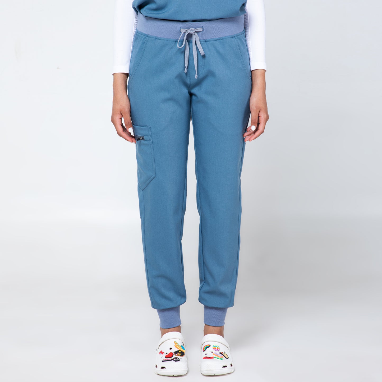 YUHON Female Scrubs Set In Stock (FT035 + FP023)
